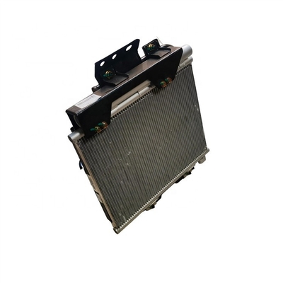 Zware vrachtwagens HOWO Lichte vrachtwagens Onderdelen Aluminium legering Kleurcondensator assemblage