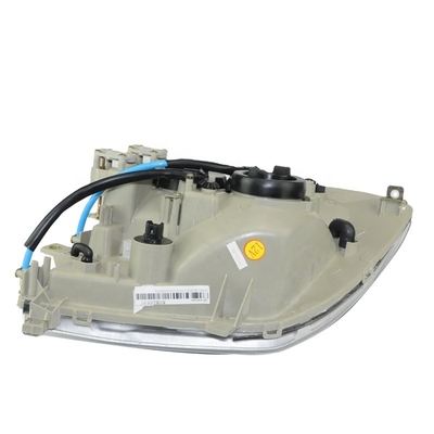 Vervang uw Foton Truck koplamp door deze 12V koplamp 1B18037150011A0481